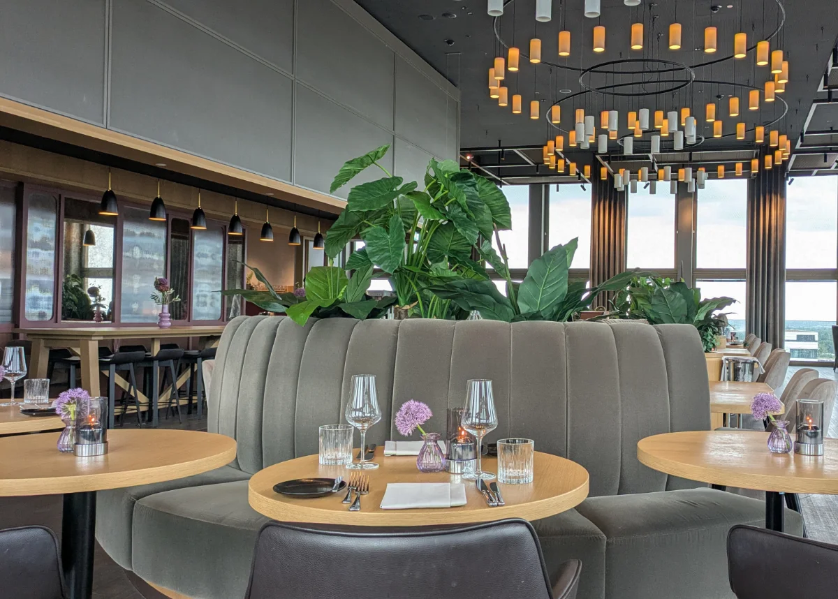 Porträt / Restaurant 15 High